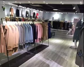 喜訊 樂(lè)清時(shí)代廣場(chǎng)2樓梵蒂古琦服飾雙面呢羊毛大衣,精品男女羊毛衫,夾克衫工廠價(jià)直銷(xiāo)全柜2折